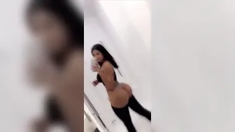 mia francis  onlyfans Golden Rain