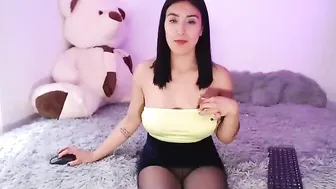 whitneyhot_2020-03-25 p3