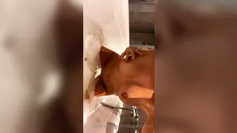 Onlyfans Day CluB Pretty pussy fucks both holes