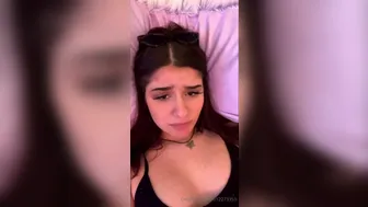 liluzisquirt onlyfans Naughty kurva masturbates pussy