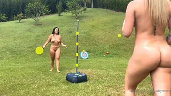 COLOMBIAN PUSSY aka Ruby More aka rubymore onlyfans Big breasted slut gently wrestles pussy