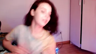 sweetariaa  play with large hitachi