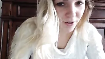 iluvderekjc  Fucks her pussy for tokens