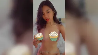 saddbaby onlyfans Skin in glasses shows big chest