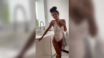 manirat_42 onlyfans Busty slut caresses shaved pussy