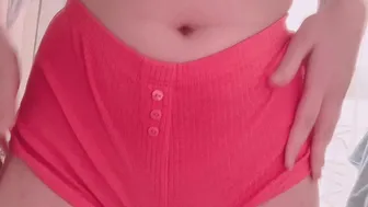 euphoriakush.h onlyfans  cute bitch showed pink pussy