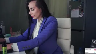 diffgirls1-1 Appetizing bitch fingering sex machine