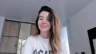 lauravega myfreecams 2022-july-06 14:05_3_2