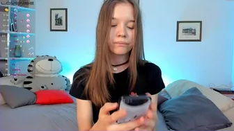 joanbenne 14-august-2022 1836 webcam