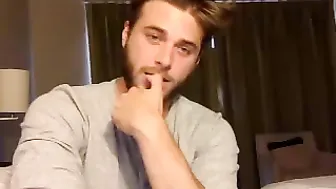 hot8pack01  hooker make deep pussy fuck on camera