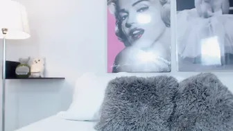 bsjuliana  online Pussycat Penetration