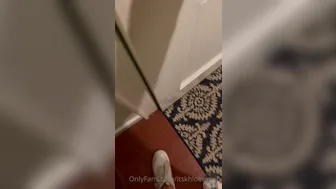 itskhloeexoxo watch 31/august/2022 camcording