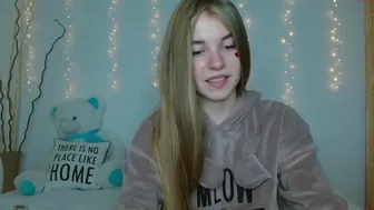 little__cherrry 22-08-2022 01:52 webcam chaturbate latest