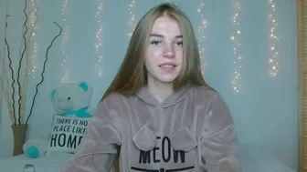 little__cherrry 22-08-2022 01:52 webcam chaturbate part-2