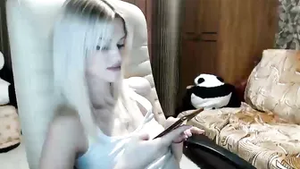 qeensgambit  Pink cunt