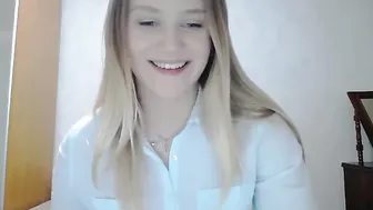 firebabe4u  sweet webcam doll