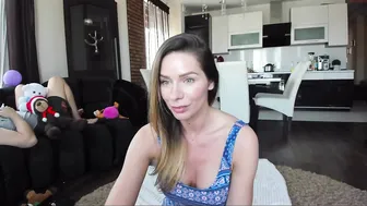 cutemegann  orgasm with pounding clit