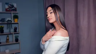 [chaturbate] flames_and_ice finger fucks herself in cunt