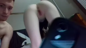 loraine1128 Feb-16-2024 thin teen chick fapping