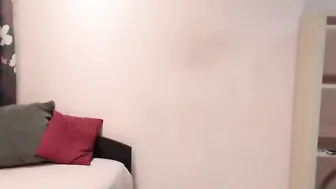 xschoolgirl  Wants that her someone fucked