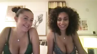 Nellycoconuts Chaturbate 7-Jan-2025 new video