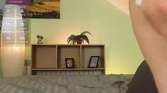 Jackie_robbins - fondling her pussy on webcam show 2