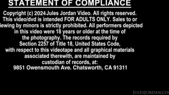 Free Layla Jenner Gets Huge Facial