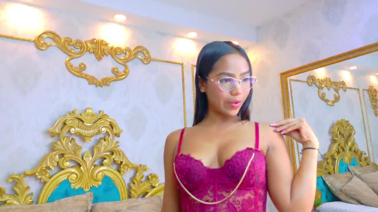 lucy-leah_2025-05-24